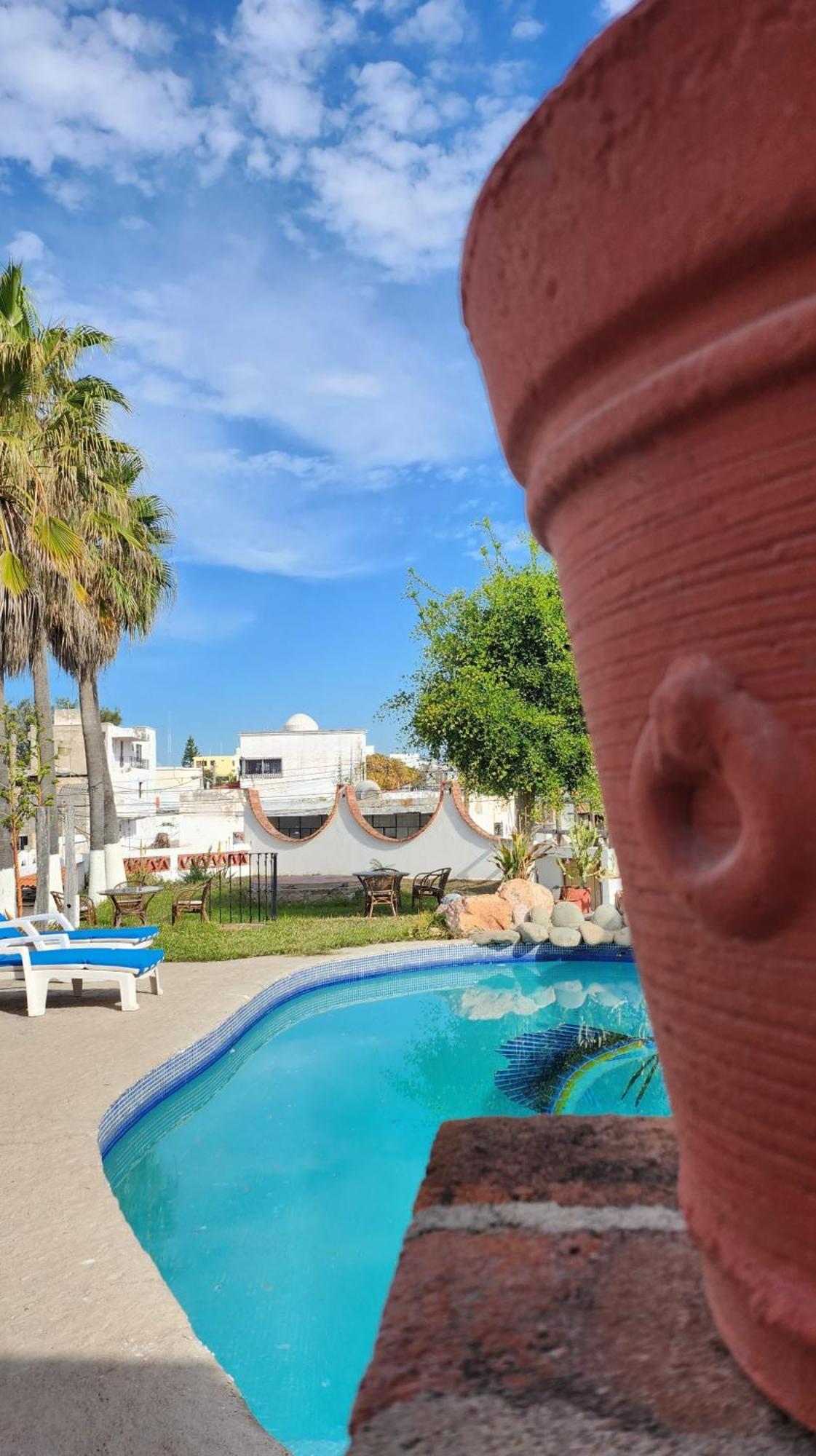 Hill House Mazatlan - Bed & Breakfast Exterior photo