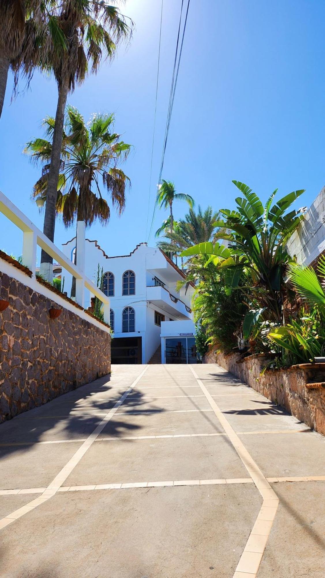 Hill House Mazatlan - Bed & Breakfast Exterior photo