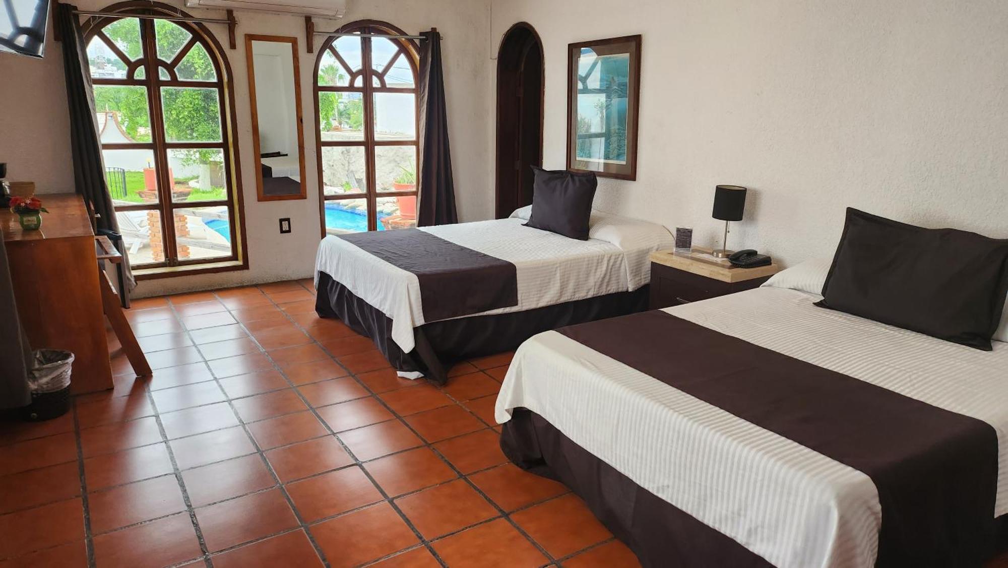 Hill House Mazatlan - Bed & Breakfast Exterior photo