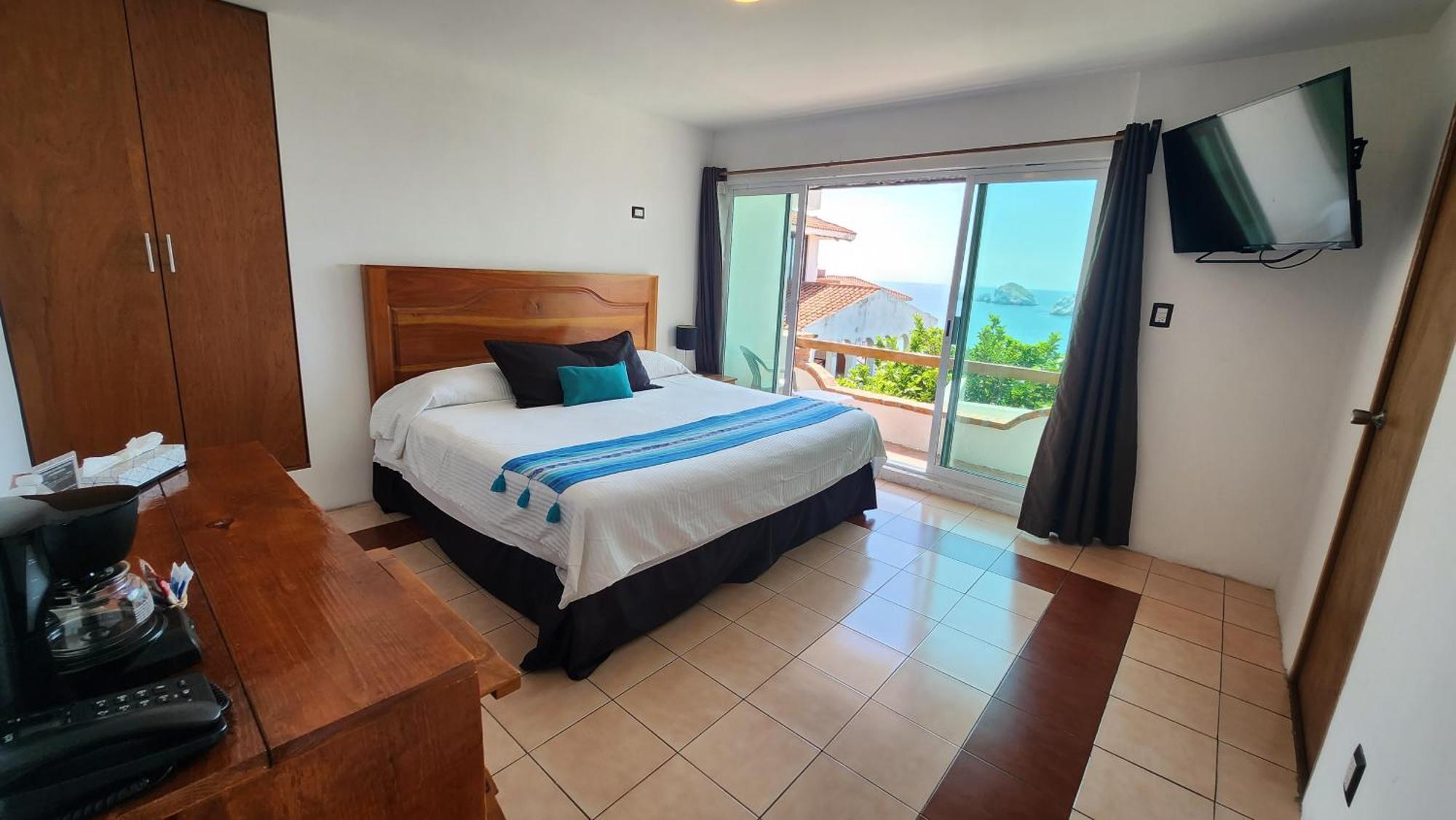 Hill House Mazatlan - Bed & Breakfast Exterior photo